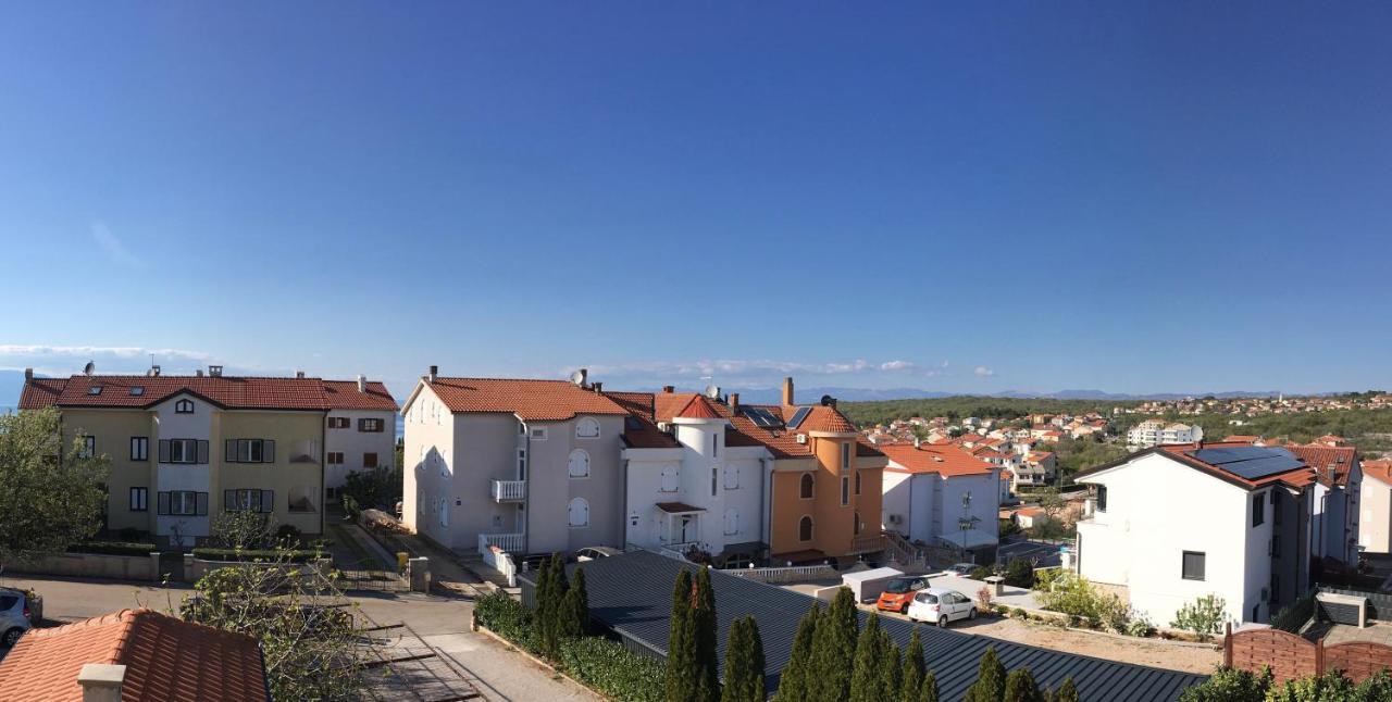 Mitra Apartments Malinska Exterior photo